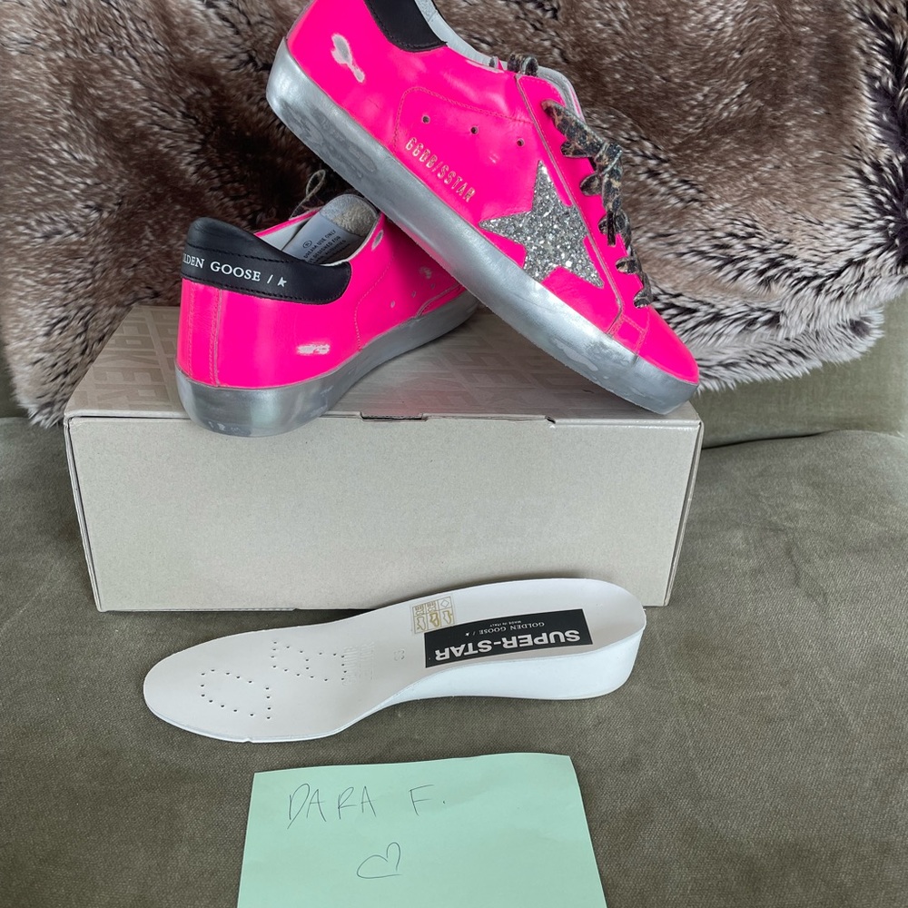 New Golden Goose neon pink Superstar. Size 36. - Picture 10 of 11